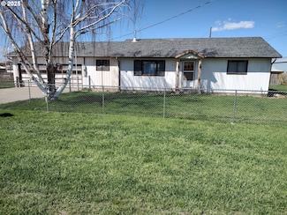 310 Rosewell St, Lostine, OR 97857