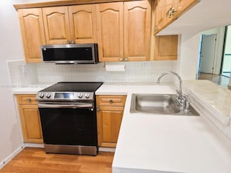 11800 SW 18th St Unit 2094, Miami, FL 33175