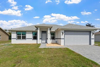 1825 SW Effland Ave, Port St. Lucie, FL 34953