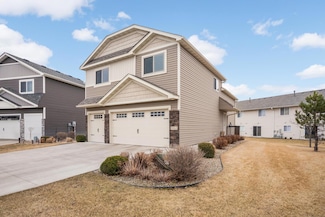 9063 Golden Pond Ln N, Monticello, MN 55362