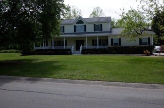 2102 Cross Creek Dr, Maryville, TN 37803