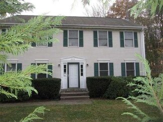 330 Crafts St, Newtonville, MA 02460