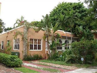 160 NE 44th St, Miami, FL 33137
