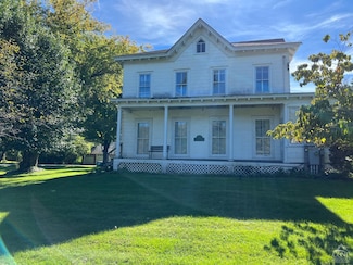 60 Anthony St, Hillsdale, NY 12529
