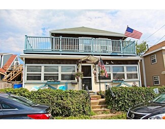16 Otis St, Winthrop, MA 02152