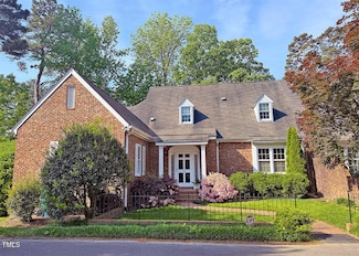 8 Greenside Ct, Durham, NC 27707