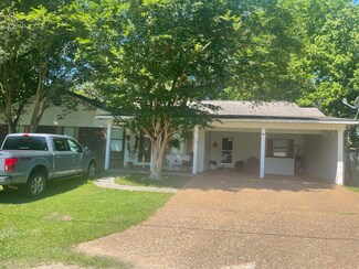 713 1st Ave, Purvis, MS 39475