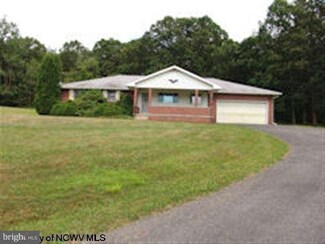 6414 Cranesville Rd, Terra Alta, WV 26764