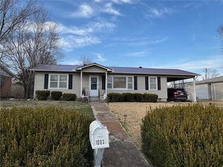 1003 Berry St, Harrison, AR 72601