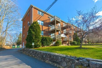 52 Burnap Rd Unit 2, Holliston, MA 01746