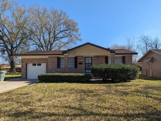 4455 Winston Dr, Beaumont, TX 77705
