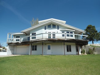 168 Northern Shadows Dr, Lewistown, MT 59457