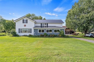 4851 Verplank Rd, Clay, NY 13041