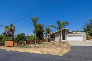 2430 La Ramada Ln, Escondido, CA 92027