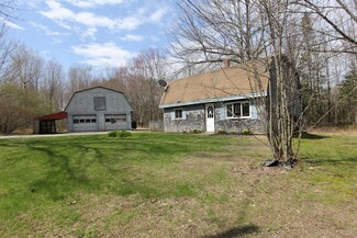 633 Huntington Hill Rd, Litchfield, ME 04350