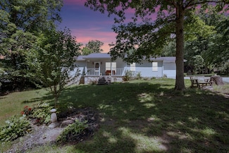 300 Troy Ln, Hohenwald, TN 38462