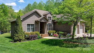 1590 W 7th St, Newton, NC 28658