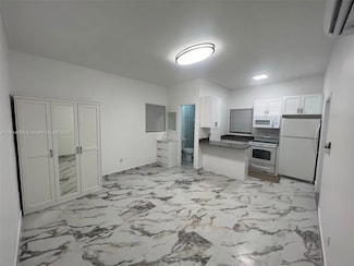 1720 NW 180th Terrace Unit Back, Miami Gardens, FL 33056