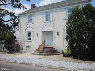 2952 N Congress Rd, Camden, NJ 08104