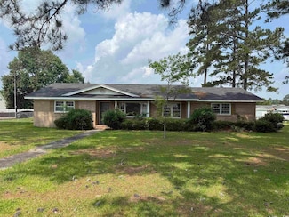 1002 S Beech Ave, Andrews, SC 29510
