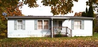 635 Pioneer Rd, Franklin, PA 16323