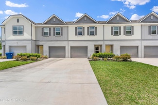 10560 Maidstone Cove Dr, Jacksonville, FL 32218