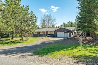 28026 N Bruce Rd, Chattaroy, WA 99003