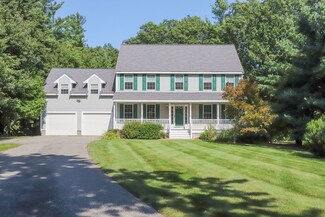 4 Rocky Woods Rd, Groveland, MA 01834