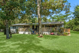 12203 Day Dr, Conroe, TX 77303