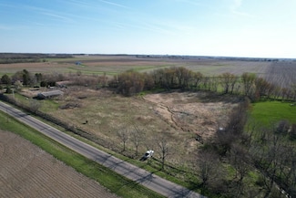 729 Knox Highway 18, Yates City, IL 61572