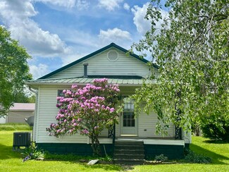 4826 Clay St, Ashland, KY 41101
