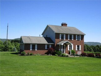 3888 Huntington Terrace, Wellsville, NY 14895
