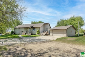 23215 Gum Ave, Onawa, IA 51040