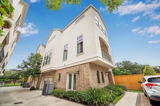 3119 Austin St, Houston, TX 77004