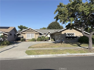 12182 Oak Leaf Dr, Los Alamitos, CA 90720
