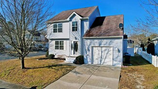 9 Club House Ln, Mays Landing, NJ 08330
