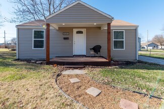 1605 N Oak Grove Ave, Springfield, MO 65803