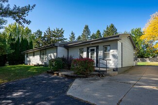 7001 Maple St, Marengo, IL 60152