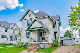 215 N Main St, Reeseville, WI 53579