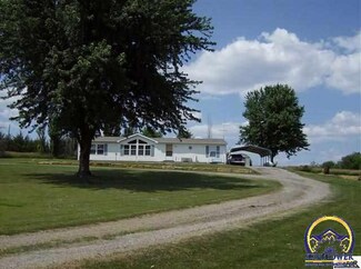 6334 94th St, Meriden, KS 66512