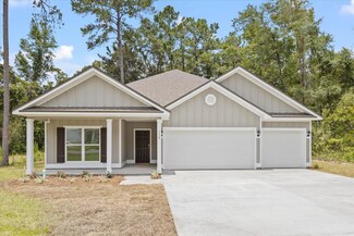 107 Getaway Ln, Crawfordville, FL 32327