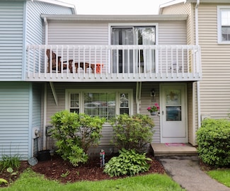 880 Long Hill Rd, Middletown, CT 06457
