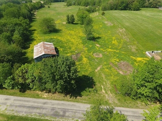 191 Travis Ln, Martin, TN 38237