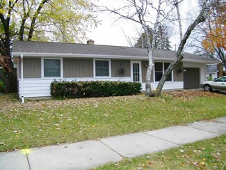 2806 Victoria Ln, Madison, WI 53704