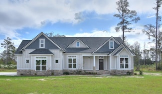 246 Quail Run Cir, Adel, GA 31620