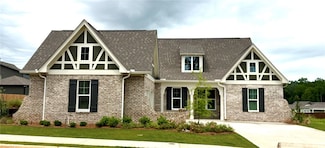 1649 James Burt Pkwy, Auburn, AL 36830