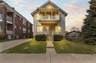 5101 Reuter St, Dearborn, MI 48126