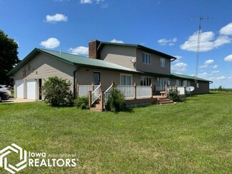 2104 80th Ave, Algona, IA 50511