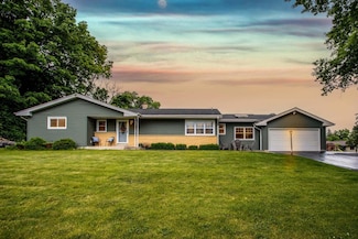 13540 W Dakota St, New Berlin, WI 53151