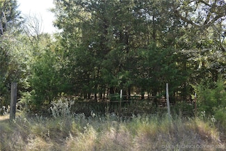 1 E 2110 Rd, Hugo, OK 74743